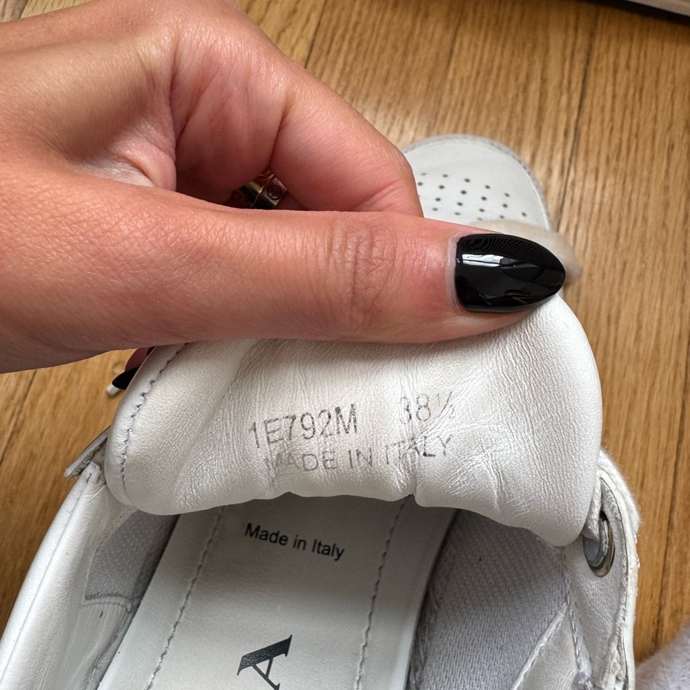 Prada sneakers - Picture 9 of 16